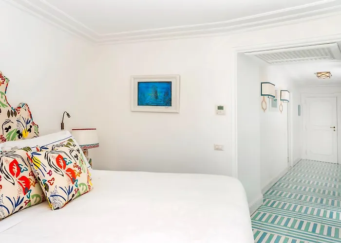 Il 산 피에르토 디 5* 포지타노