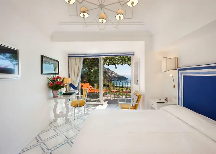 Il 산 피에르토 디 5* 포지타노